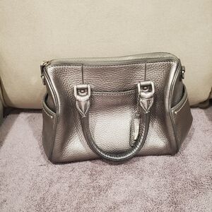 IUC Cole Haan Elegant Silver Handbag